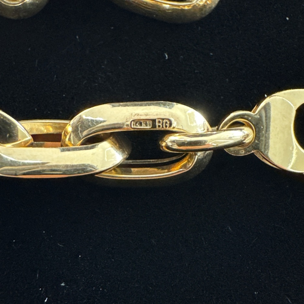 14K Yellow Gold Hardware Necklace  18” - Picture 9 of 9